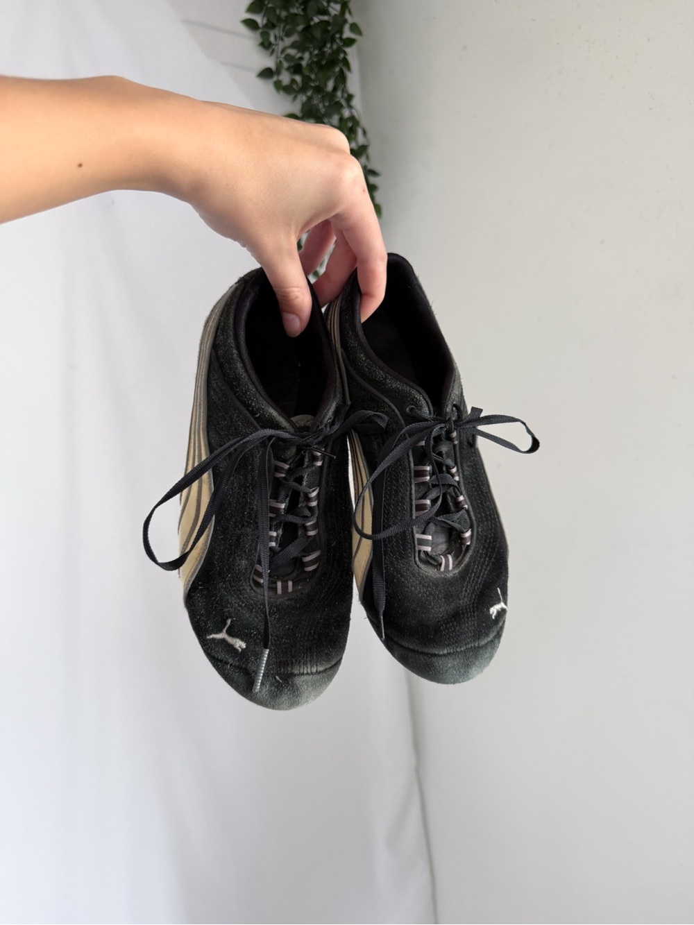Vintage pumas - Picture 2 of 3